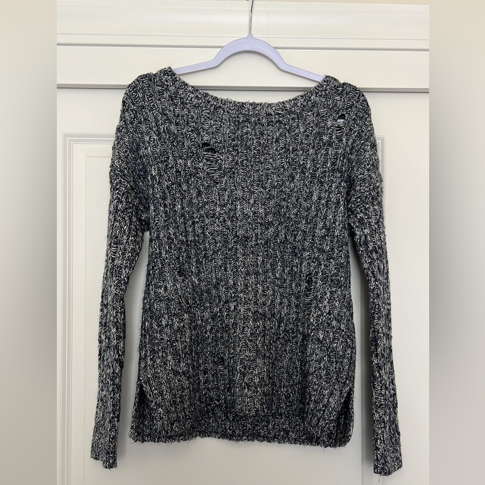 Abercrombie & Fitch Grey Knit Sweater - Picture 1 of 6